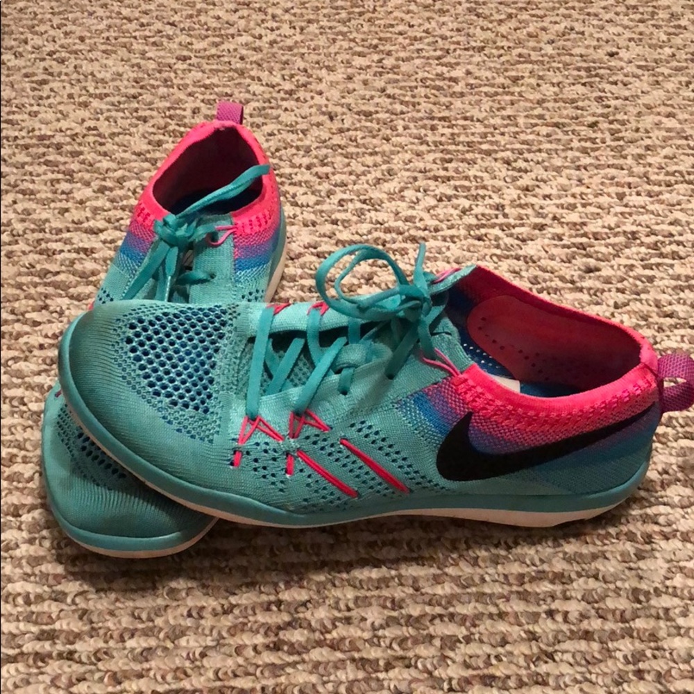 Nike Focus Flyknit